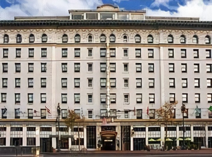 The Whitcomb a Historic Hotel of America