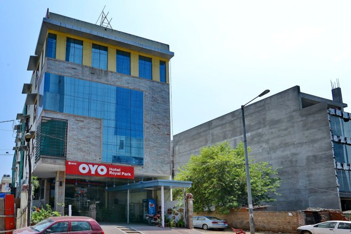 OYO 8936 近 WTP 购物中心酒店(OYO 8936 Near Wtp Mall)