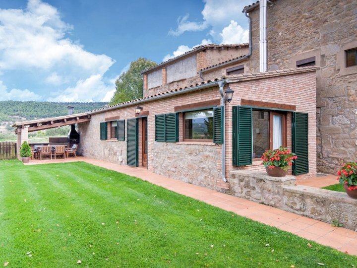 Rural Cottage in The Catalonian Pre-Pyrenees