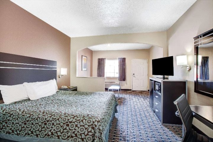 休斯顿北/斯普林戴斯套房酒店(Days Inn & Suites by Wyndham Houston North - Spring)