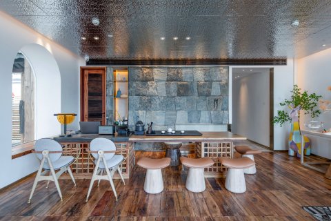 大理听花岛海景花园美宿