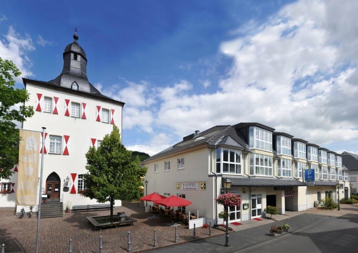 爱威本特瑞酒店(Hotel am weißen Turm)