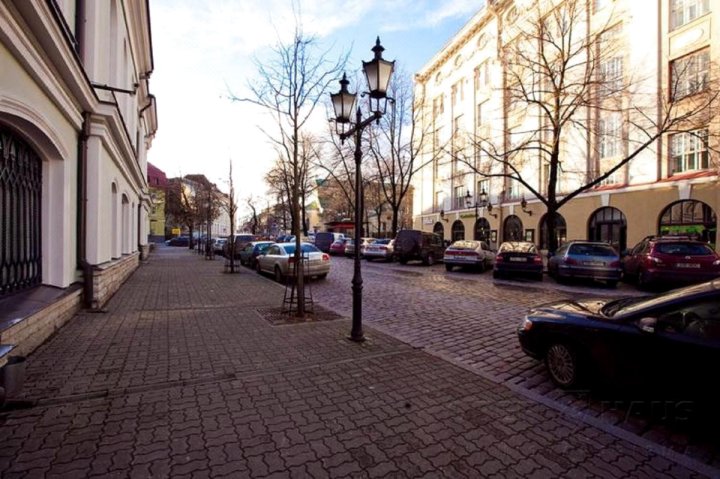 Classic Apartments in Old Town