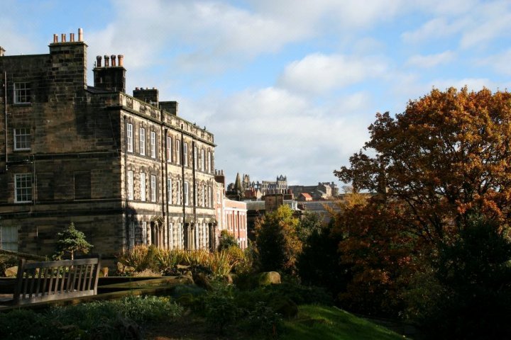 迪斯达勒鲁姆酒店(Teesdale Rooms)