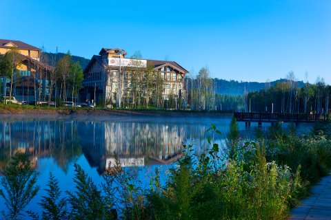 万达瑞景汉拿山温泉酒店