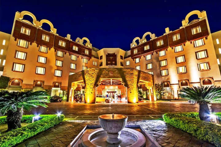 伊斯兰玛巴德塞雷纳酒店(Islamabad Serena Hotel)