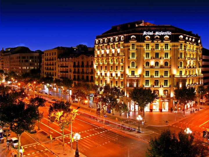 巴塞罗那GL莫伽斯提克酒店&温泉(Majestic Hotel & Spa Barcelona GL)