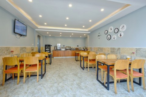 如家派柏·云酒店(丹阳中山路眼镜城店)