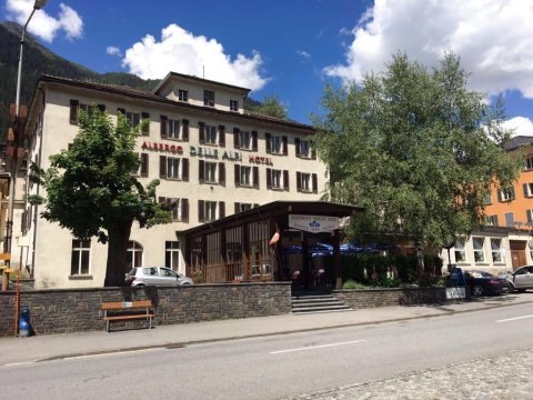 Hotel des Alpes - Restaurant & Pizzeria