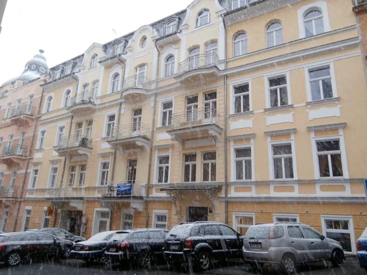 Apartment Mladějovského
