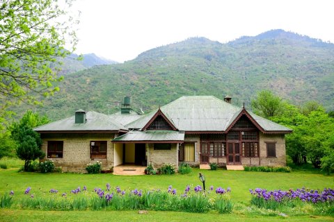 Heritage Village Lodge Homestay