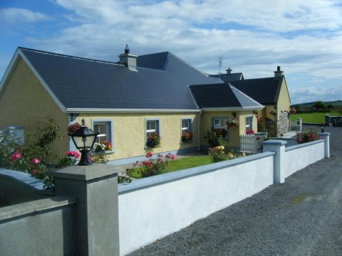 Beezies Self Catering Cottages