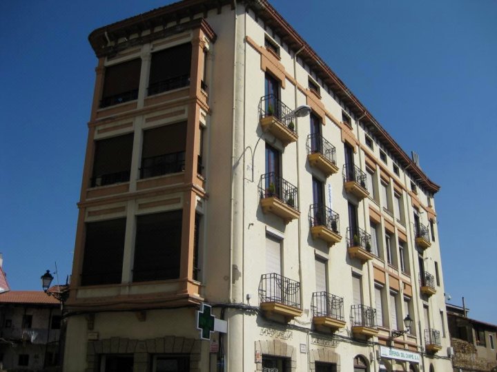 桑多瓦尔旅馆(Pensión Sandoval)