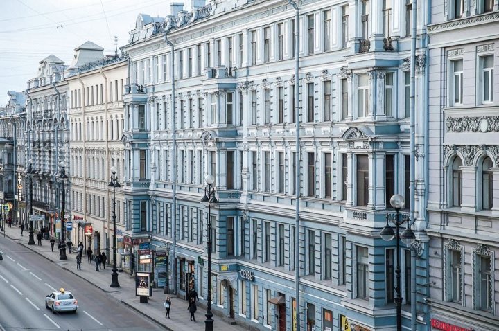 涅瓦大街107号公寓(Nevsky Prospect 107)