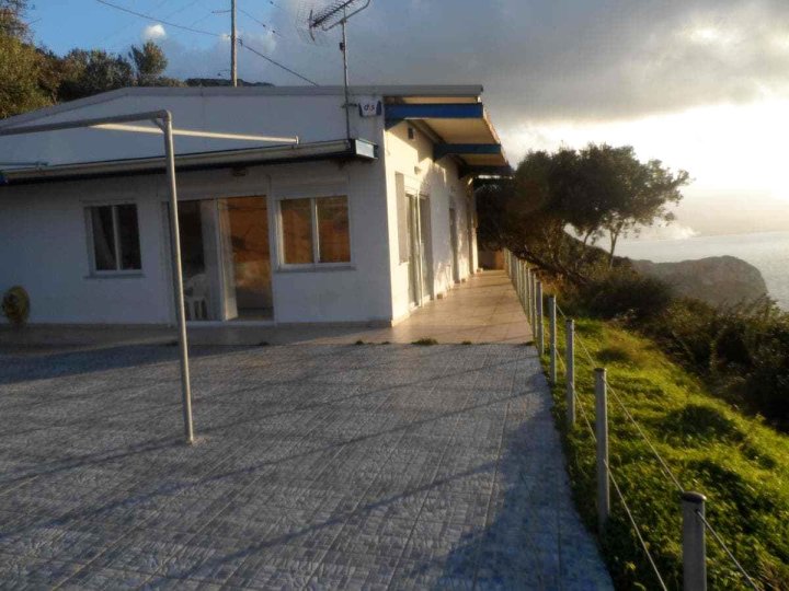 Michalis Holiday Home