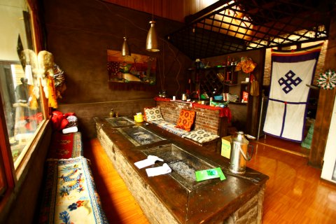 丽江泸沽湖逸尘精品客栈