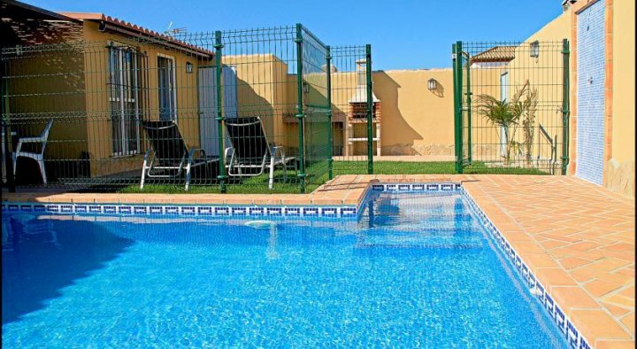 Bungalow Curro Pareja con piscina privada