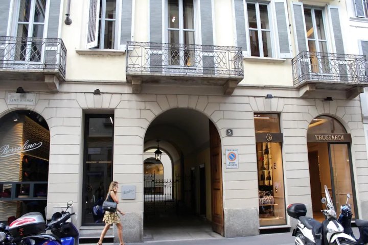 圣安德烈亚魅力公寓(Sant'Andrea Charme Apartments)