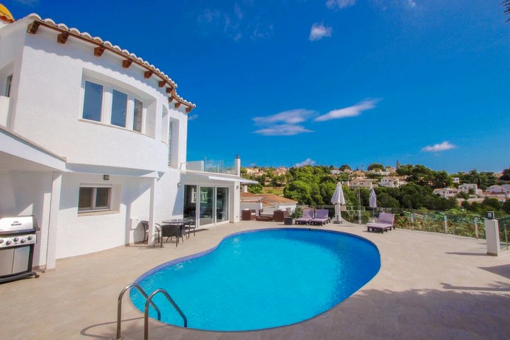Gila - Sea View Villa with Private Pool in Benissa