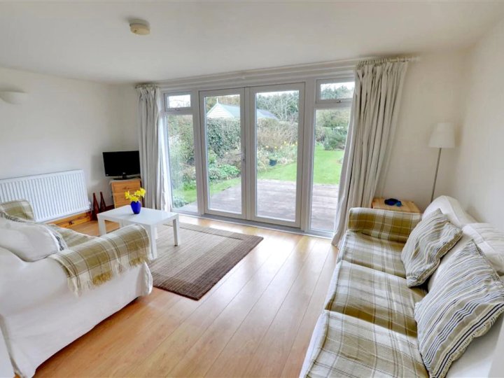 Rural Cottage near Beach & Nature Reserve