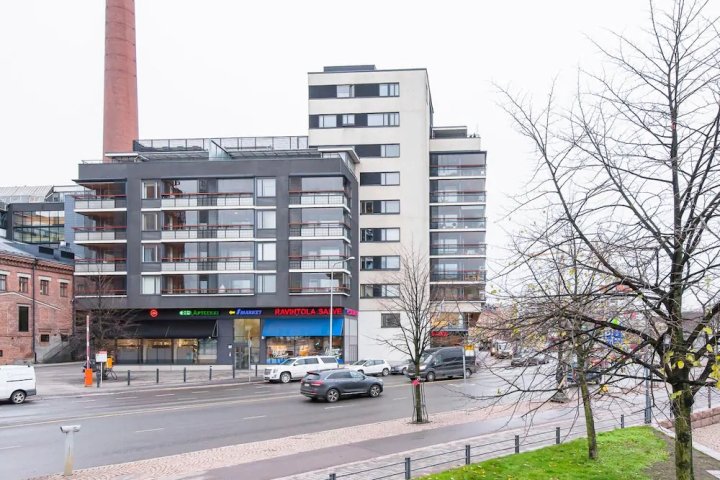 赫尔辛基南区中心赫塔拉蒂公寓酒店(Helsinki South Central Apt Hietalahti)