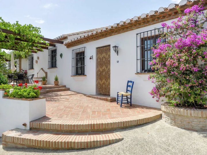 Guest House in a Traditional Andalusian Country Estate