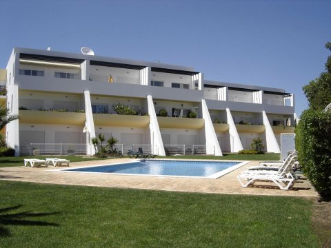 Cardeira Holiday Apartments