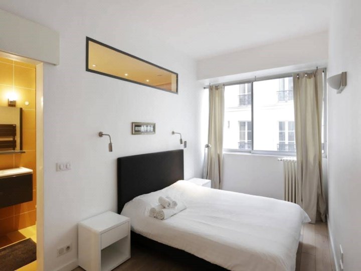 圣日耳曼圆顶公寓酒店(Sleek Apartments Near Saint Germain)
