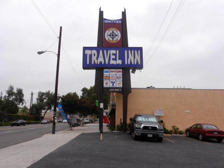 惠蒂尔旅游旅馆(Whittier Travel Inn)