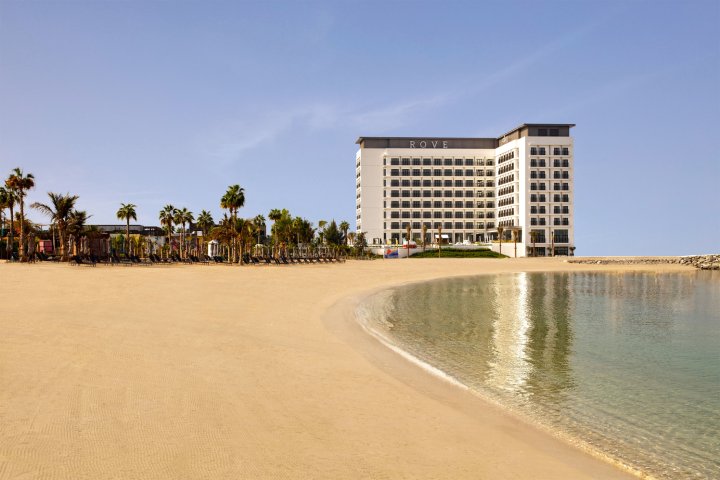 迪拜罗弗拉梅尔海滩酒店(Rove La Mer Beach)