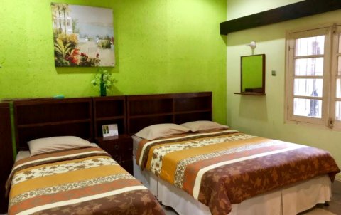 4 Bedrooms at Villa Andong Utama by Hotel Azaya