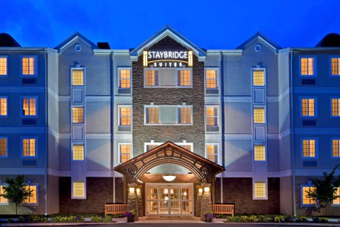 费城福吉谷422斯代布里奇套房酒店(Staybridge Suites - Philadelphia Valley Forge 422, an IHG Hotel)