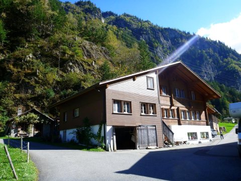 古坦能伯尔尼高地公寓(Ferienwohnung Berner Oberland - Guttannen)