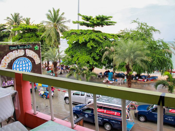 芭堤雅旅馆(The Pattaya Inn)