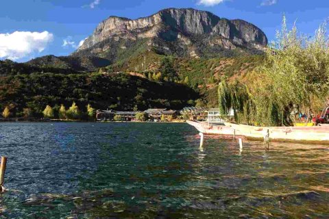 泸沽湖里格假日酒店