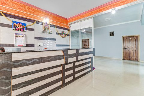 Spot on 75219 Ayodhya Guest House