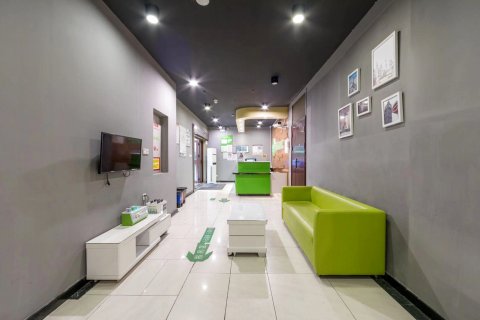 吉泰酒店(上海豫园老西门地铁站店)