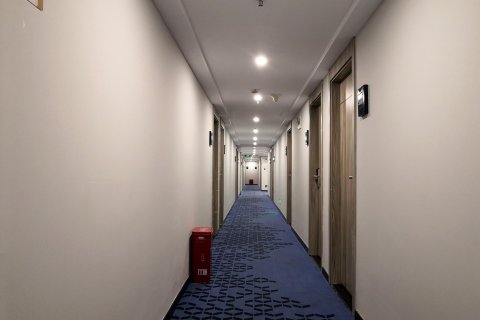 7天优品酒店(重庆袁家岗轻轨站奥体店)