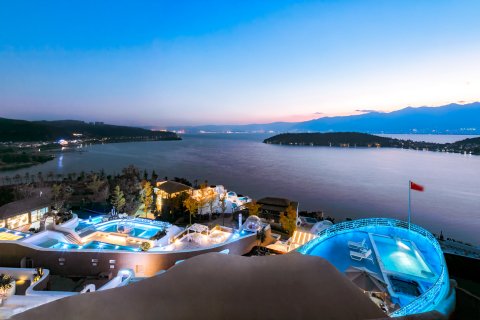 大理松云·悠山洞穴海景度假酒店