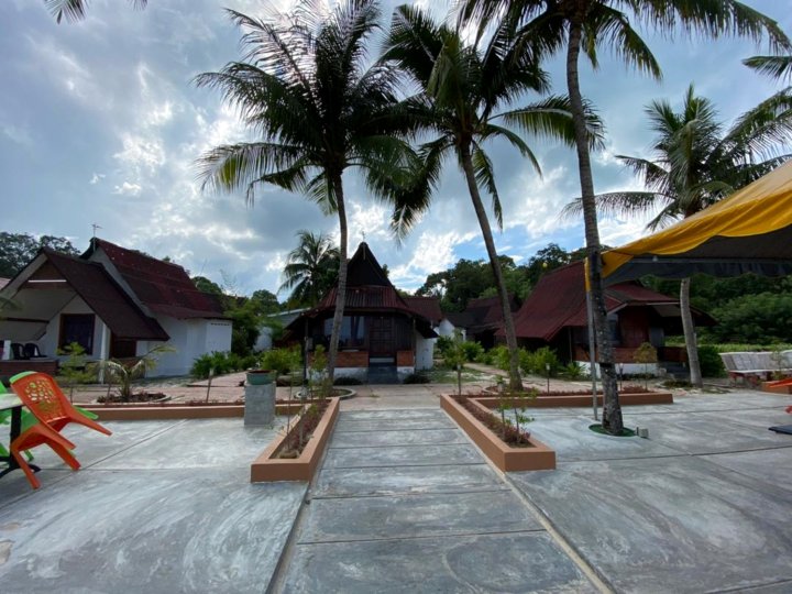 兰卡威查理旅馆(Charlie Langkawi Motel)