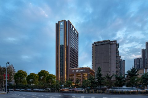 西安天翼新商务酒店(开远门地铁站店)