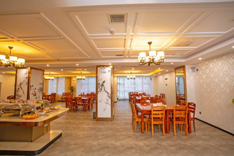 瑞金市象湖镇金都大道瑞景大酒店