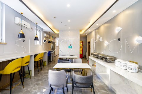 7天优品Premium(天津火车站北广场地铁站店)