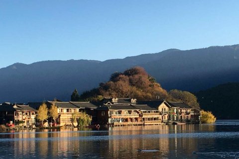 泸沽湖里格假日酒店