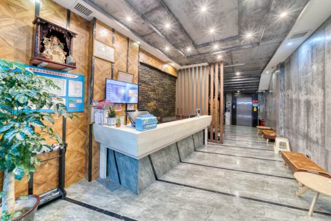 创e家主题酒店(云和城东路汽车站店)