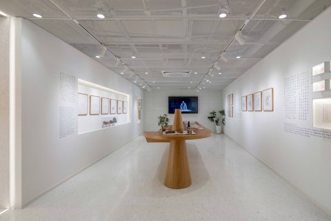 布丁严选酒店(杭州河坊街吴山广场地铁站店)