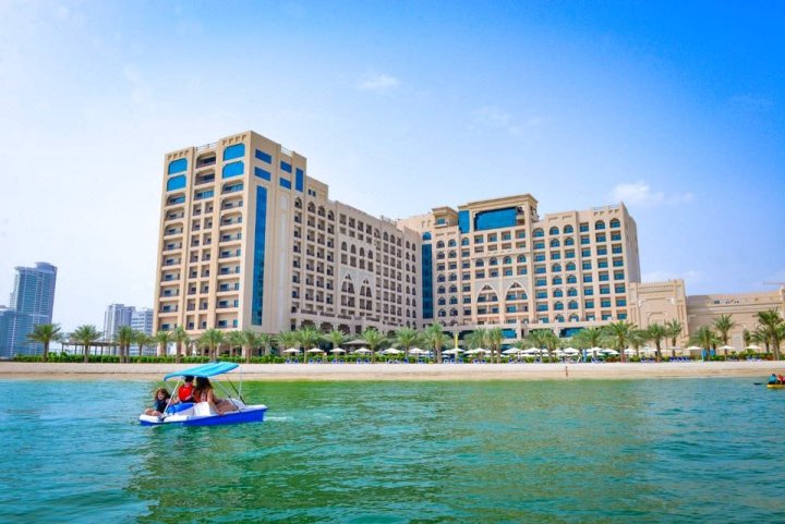 艾尔巴哈尔酒店及度假村(Al Bahar Hotel & Resort)