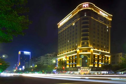 廉江华茂大酒店