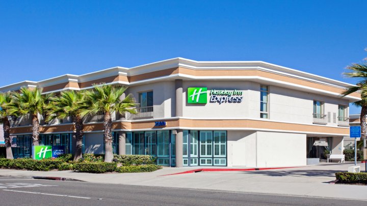 纽波特海滩智选假日酒店(Holiday Inn Express Newport Beach, an IHG Hotel)