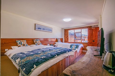 泸沽湖陌上花开湖景客栈